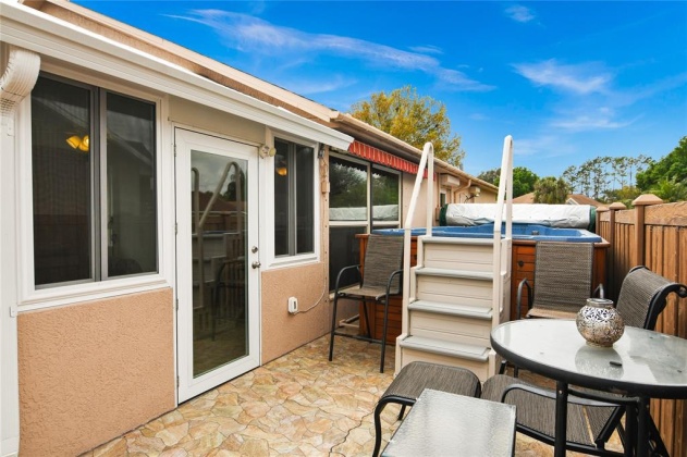 542 OAKPARK LOOP, DAVENPORT, Florida 33837, 3 Bedrooms Bedrooms, ,2 BathroomsBathrooms,Residential,For Sale,OAKPARK,P4919876