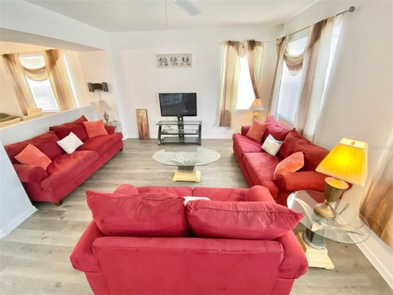 625 KETTERING ROAD, DAVENPORT, Florida 33897, 4 Bedrooms Bedrooms, ,3 BathroomsBathrooms,Residential,For Sale,KETTERING,S5064294