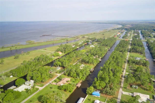 6757 BANYAN DRIVE, LAKE WALES, Florida 33898, 3 Bedrooms Bedrooms, ,2 BathroomsBathrooms,Residential,For Sale,BANYAN,T3360691