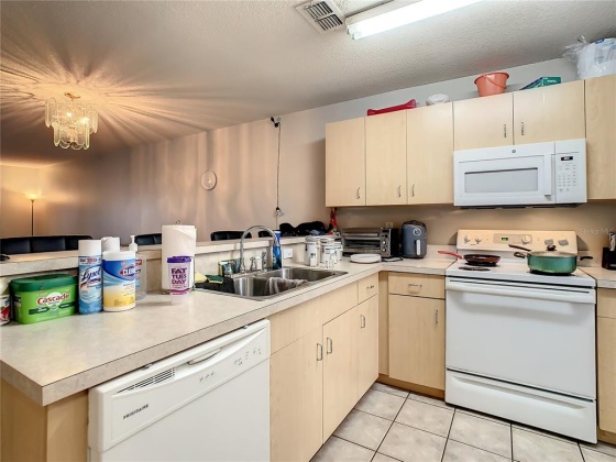216 OCEAN BLUFF DRIVE, POINCIANA, Florida 34759, 3 Bedrooms Bedrooms, ,2 BathroomsBathrooms,Residential,For Sale,OCEAN BLUFF,O5998563