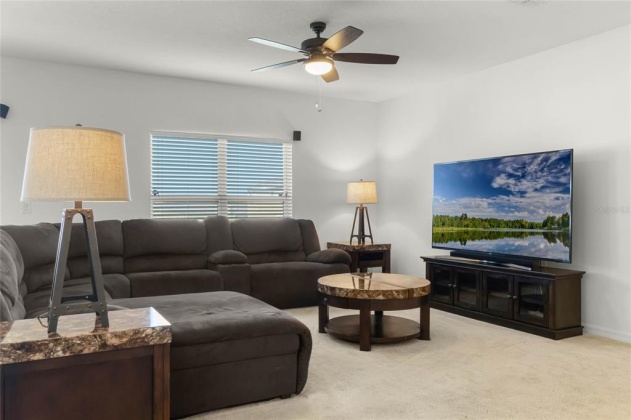 137 WILLIAMSON DRIVE, DAVENPORT, Florida 33897, 5 Bedrooms Bedrooms, ,3 BathroomsBathrooms,Residential,For Sale,WILLIAMSON,O6009475