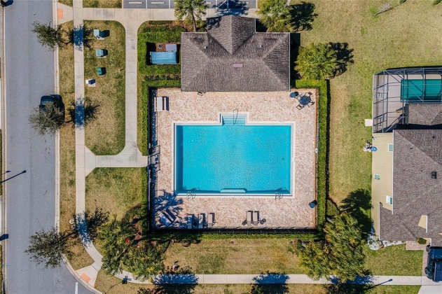 137 WILLIAMSON DRIVE, DAVENPORT, Florida 33897, 5 Bedrooms Bedrooms, ,3 BathroomsBathrooms,Residential,For Sale,WILLIAMSON,O6009475