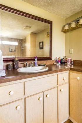 92 CONSTITUTION LANE, FROSTPROOF, Florida 33843, 3 Bedrooms Bedrooms, ,2 BathroomsBathrooms,Residential,For Sale,CONSTITUTION,K4901683