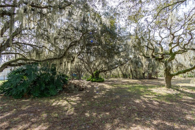 92 CONSTITUTION LANE, FROSTPROOF, Florida 33843, 3 Bedrooms Bedrooms, ,2 BathroomsBathrooms,Residential,For Sale,CONSTITUTION,K4901683