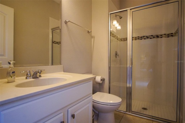 4201 OAKVIEW DRIVE, DAVENPORT, Florida 33837, 6 Bedrooms Bedrooms, ,5 BathroomsBathrooms,Rental Properties,For Sale,OAKVIEW,S5064318