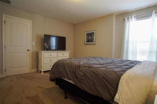 4201 OAKVIEW DRIVE, DAVENPORT, Florida 33837, 6 Bedrooms Bedrooms, ,5 BathroomsBathrooms,Rental Properties,For Sale,OAKVIEW,S5064318