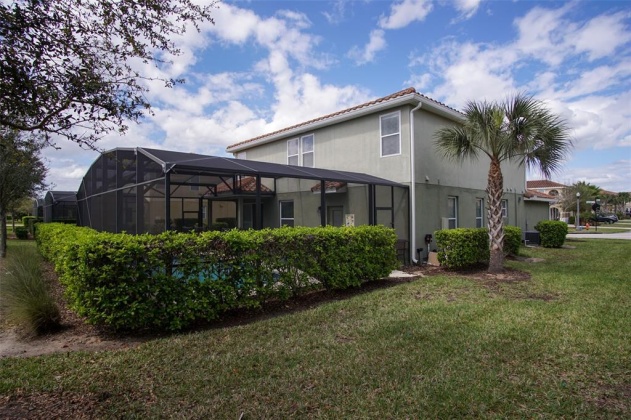 4201 OAKVIEW DRIVE, DAVENPORT, Florida 33837, 6 Bedrooms Bedrooms, ,5 BathroomsBathrooms,Rental Properties,For Sale,OAKVIEW,S5064318