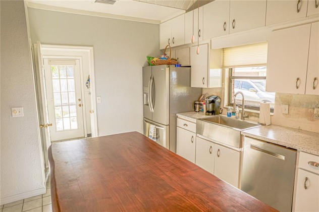 4970 LAKE PIERCE DRIVE, LAKE WALES, Florida 33898, 3 Bedrooms Bedrooms, ,2 BathroomsBathrooms,Residential,For Sale,LAKE PIERCE,L4928587