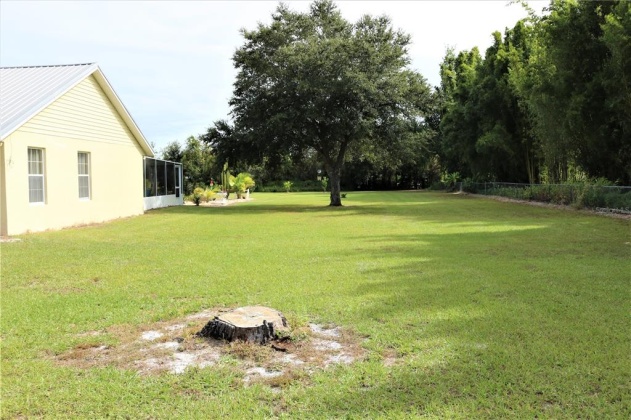 290 KEEN ROAD, FROSTPROOF, Florida 33843, 3 Bedrooms Bedrooms, ,2 BathroomsBathrooms,Residential,For Sale,KEEN,O5985361