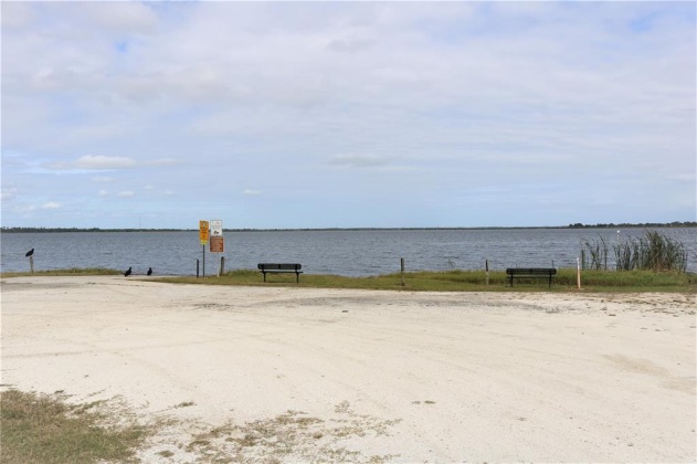 290 KEEN ROAD, FROSTPROOF, Florida 33843, 3 Bedrooms Bedrooms, ,2 BathroomsBathrooms,Residential,For Sale,KEEN,O5985361