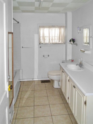 101 MAPLE STREET, DAVENPORT, Florida 33837, 4 Bedrooms Bedrooms, ,2 BathroomsBathrooms,Residential,For Sale,MAPLE,P4919463