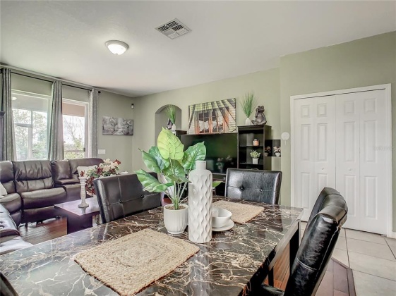 662 HIGHLAND MEADOWS AVENUE, DAVENPORT, Florida 33837, 4 Bedrooms Bedrooms, ,2 BathroomsBathrooms,Residential,For Sale,HIGHLAND MEADOWS,S5064213