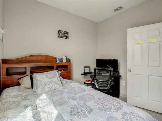 662 HIGHLAND MEADOWS AVENUE, DAVENPORT, Florida 33837, 4 Bedrooms Bedrooms, ,2 BathroomsBathrooms,Residential,For Sale,HIGHLAND MEADOWS,S5064213