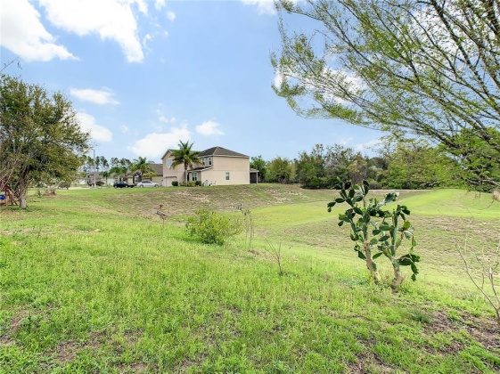 662 HIGHLAND MEADOWS AVENUE, DAVENPORT, Florida 33837, 4 Bedrooms Bedrooms, ,2 BathroomsBathrooms,Residential,For Sale,HIGHLAND MEADOWS,S5064213