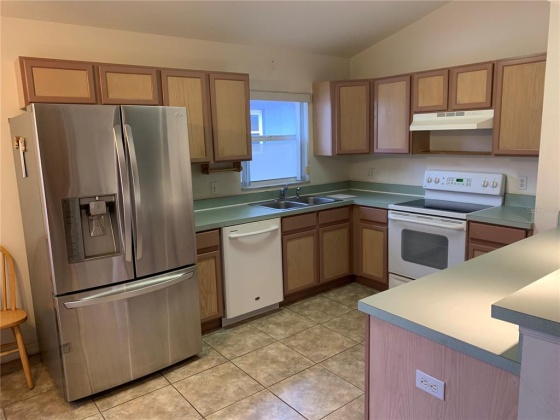724 CHALLENGER AVENUE, DAVENPORT, Florida 33897, 3 Bedrooms Bedrooms, ,2 BathroomsBathrooms,Residential,For Sale,CHALLENGER,O6010759