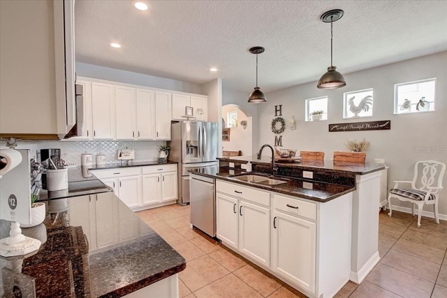 260 MAGNETA LOOP, AUBURNDALE, Florida 33823, 4 Bedrooms Bedrooms, ,2 BathroomsBathrooms,Residential,For Sale,MAGNETA,T3360790