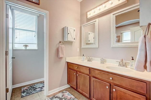 260 MAGNETA LOOP, AUBURNDALE, Florida 33823, 4 Bedrooms Bedrooms, ,2 BathroomsBathrooms,Residential,For Sale,MAGNETA,T3360790