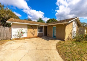 2252 HONEY DRIVE, LAKELAND, Florida 33801, 3 Bedrooms Bedrooms, ,2 BathroomsBathrooms,Residential,For Sale,HONEY,L4928276