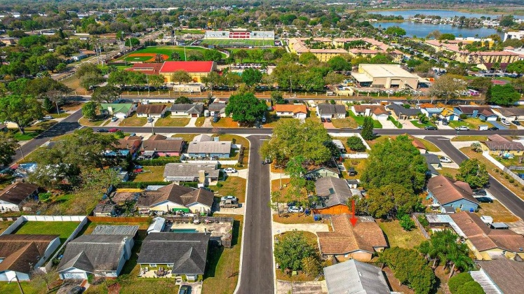 2252 HONEY DRIVE, LAKELAND, Florida 33801, 3 Bedrooms Bedrooms, ,2 BathroomsBathrooms,Residential,For Sale,HONEY,L4928276