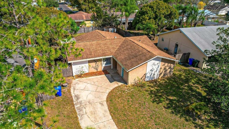 2252 HONEY DRIVE, LAKELAND, Florida 33801, 3 Bedrooms Bedrooms, ,2 BathroomsBathrooms,Residential,For Sale,HONEY,L4928276