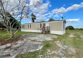 2315 US HIGHWAY 98, FORT MEADE, Florida 33841, 3 Bedrooms Bedrooms, ,1 BathroomBathrooms,Residential,For Sale,US HIGHWAY 98,S5064032