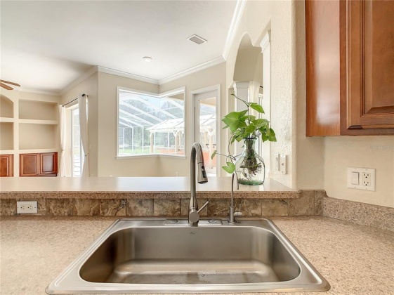 131 HIDDEN PALMS COURT, DAVENPORT, Florida 33897, 4 Bedrooms Bedrooms, ,3 BathroomsBathrooms,Residential,For Sale,HIDDEN PALMS,O6010396