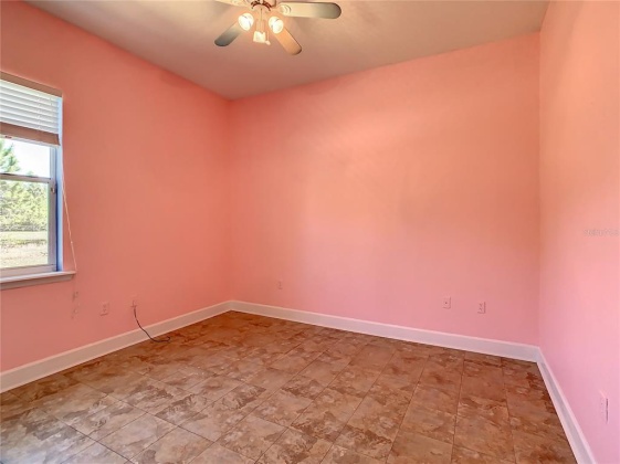 131 HIDDEN PALMS COURT, DAVENPORT, Florida 33897, 4 Bedrooms Bedrooms, ,3 BathroomsBathrooms,Residential,For Sale,HIDDEN PALMS,O6010396