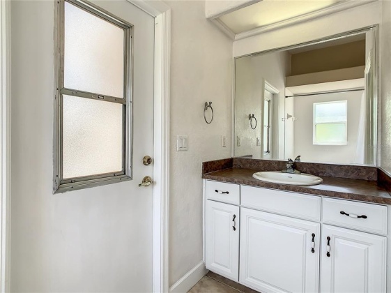 131 HIDDEN PALMS COURT, DAVENPORT, Florida 33897, 4 Bedrooms Bedrooms, ,3 BathroomsBathrooms,Residential,For Sale,HIDDEN PALMS,O6010396