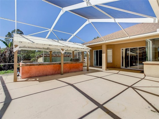 131 HIDDEN PALMS COURT, DAVENPORT, Florida 33897, 4 Bedrooms Bedrooms, ,3 BathroomsBathrooms,Residential,For Sale,HIDDEN PALMS,O6010396