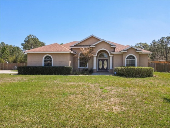 131 HIDDEN PALMS COURT, DAVENPORT, Florida 33897, 4 Bedrooms Bedrooms, ,3 BathroomsBathrooms,Residential,For Sale,HIDDEN PALMS,O6010396