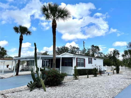 7 FAIRVIEW DRIVE, HAINES CITY, Florida 33844, 2 Bedrooms Bedrooms, ,1 BathroomBathrooms,Residential,For Sale,FAIRVIEW,P4919889