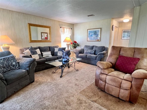 49 WOODLAND CIRCLE, HAINES CITY, Florida 33844, 2 Bedrooms Bedrooms, ,2 BathroomsBathrooms,Residential,For Sale,WOODLAND,P4919921