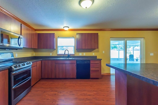 385 PINE SHADOW LANE, AUBURNDALE, Florida 33823, 6 Bedrooms Bedrooms, ,4 BathroomsBathrooms,Residential,For Sale,PINE SHADOW,O6011177