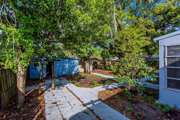 1815 LINCOLN AVENUE, LAKELAND, Florida 33803, 3 Bedrooms Bedrooms, ,1 BathroomBathrooms,Residential,For Sale,LINCOLN,O6011244