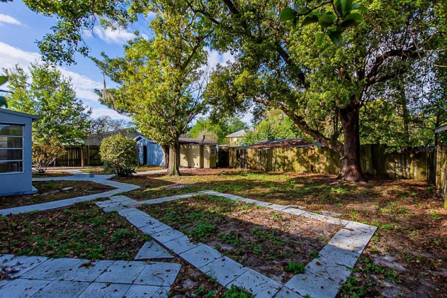 1815 LINCOLN AVENUE, LAKELAND, Florida 33803, 3 Bedrooms Bedrooms, ,1 BathroomBathrooms,Residential,For Sale,LINCOLN,O6011244