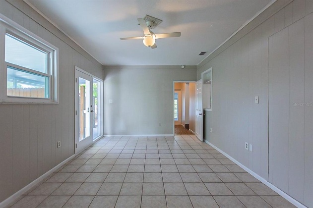 1815 LINCOLN AVENUE, LAKELAND, Florida 33803, 3 Bedrooms Bedrooms, ,1 BathroomBathrooms,Residential,For Sale,LINCOLN,O6011244