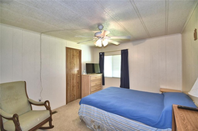 5988 FOXHOLLOW DR, WINTER HAVEN, Florida 33884, 3 Bedrooms Bedrooms, ,2 BathroomsBathrooms,Residential,For Sale,FOXHOLLOW DR,P4919934