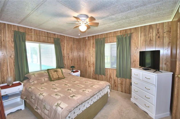5988 FOXHOLLOW DR, WINTER HAVEN, Florida 33884, 3 Bedrooms Bedrooms, ,2 BathroomsBathrooms,Residential,For Sale,FOXHOLLOW DR,P4919934