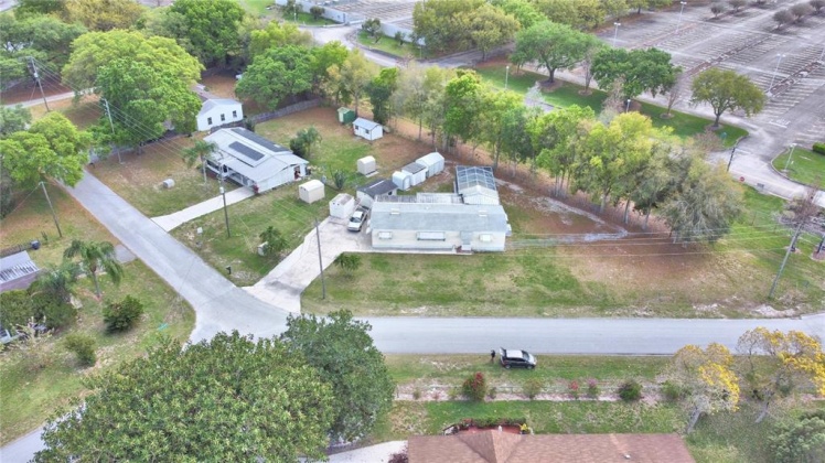 5988 FOXHOLLOW DR, WINTER HAVEN, Florida 33884, 3 Bedrooms Bedrooms, ,2 BathroomsBathrooms,Residential,For Sale,FOXHOLLOW DR,P4919934