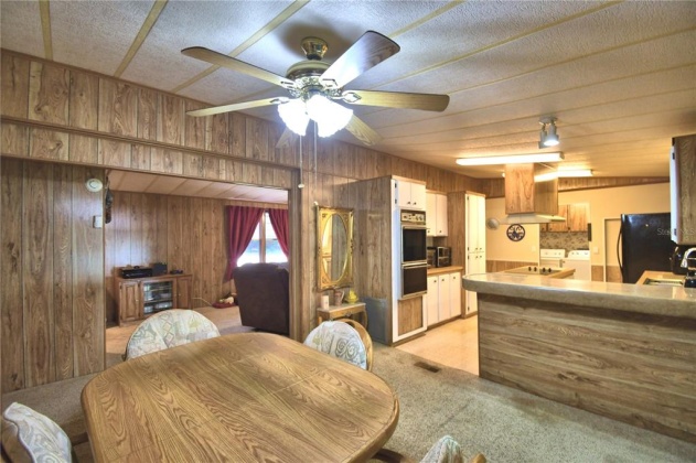 5988 FOXHOLLOW DR, WINTER HAVEN, Florida 33884, 3 Bedrooms Bedrooms, ,2 BathroomsBathrooms,Residential,For Sale,FOXHOLLOW DR,P4919934
