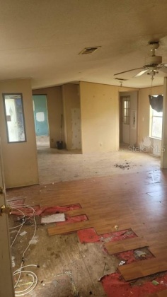 1920 CHRISTY LANE, LAKELAND, Florida 33801, 3 Bedrooms Bedrooms, ,2 BathroomsBathrooms,Residential,For Sale,CHRISTY,O6011361