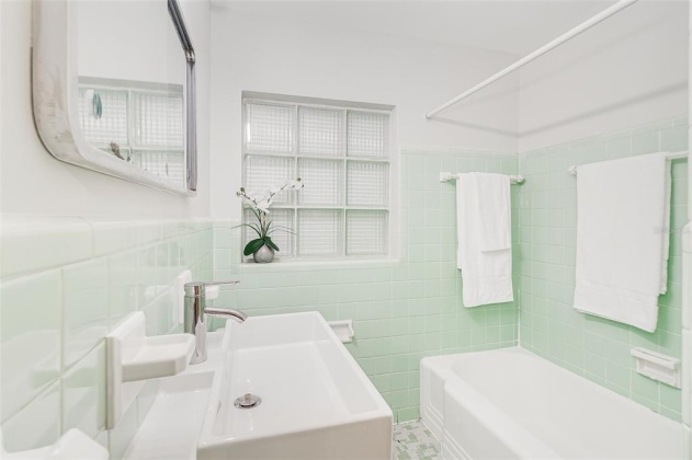 312 PALENCIA PLACE, LAKELAND, Florida 33803, 3 Bedrooms Bedrooms, ,3 BathroomsBathrooms,Residential,For Sale,PALENCIA,L4928653