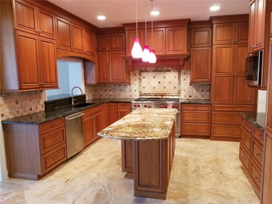 1524 EASTON DRIVE, LAKELAND, Florida 33803, 4 Bedrooms Bedrooms, ,2 BathroomsBathrooms,Residential,For Sale,EASTON,L4927178