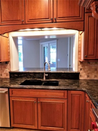 1524 EASTON DRIVE, LAKELAND, Florida 33803, 4 Bedrooms Bedrooms, ,2 BathroomsBathrooms,Residential,For Sale,EASTON,L4927178