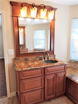 1524 EASTON DRIVE, LAKELAND, Florida 33803, 4 Bedrooms Bedrooms, ,2 BathroomsBathrooms,Residential,For Sale,EASTON,L4927178
