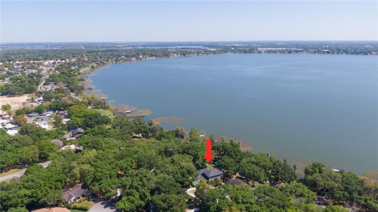 2020 LAKE ARIANA BOULEVARD, AUBURNDALE, Florida 33823, 4 Bedrooms Bedrooms, ,4 BathroomsBathrooms,Residential,For Sale,LAKE ARIANA,L4928617