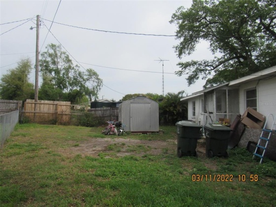 3910 CHERRY WAY, LAKELAND, Florida 33805, 3 Bedrooms Bedrooms, ,2 BathroomsBathrooms,Residential,For Sale,CHERRY,L4928677