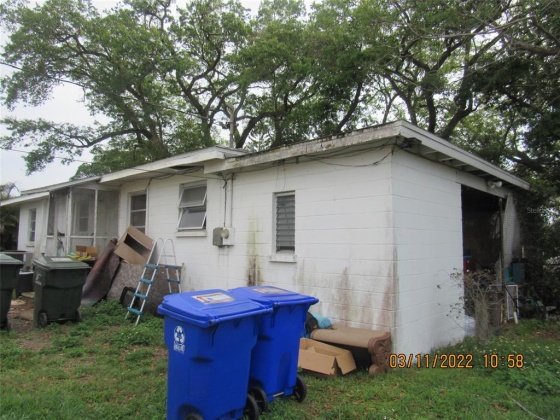3910 CHERRY WAY, LAKELAND, Florida 33805, 3 Bedrooms Bedrooms, ,2 BathroomsBathrooms,Residential,For Sale,CHERRY,L4928677