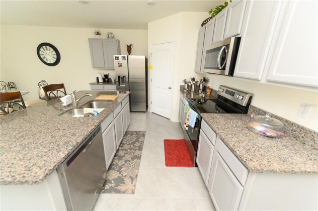 649 GREYMOUNT STREET, DAVENPORT, Florida 33837, 4 Bedrooms Bedrooms, ,2 BathroomsBathrooms,Residential,For Sale,GREYMOUNT,O6011588