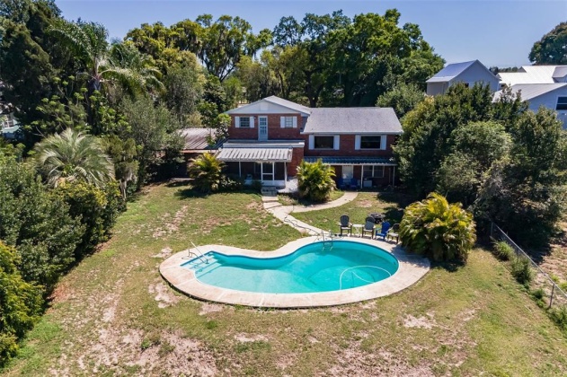 207 LAKE ARIANA BOULEVARD, AUBURNDALE, Florida 33823, 4 Bedrooms Bedrooms, ,3 BathroomsBathrooms,Residential,For Sale,LAKE ARIANA,P4919960